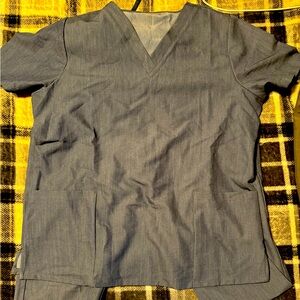 Mandala scrubs top large bottoms medium